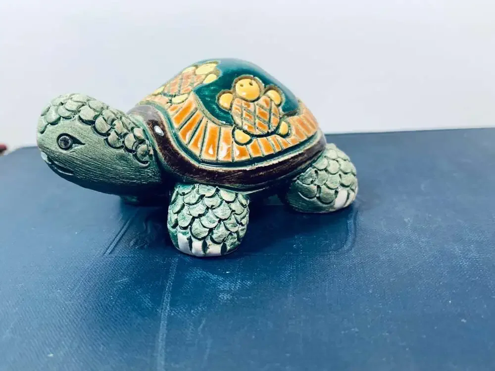 Mini Turtle dark green figurine Artesania